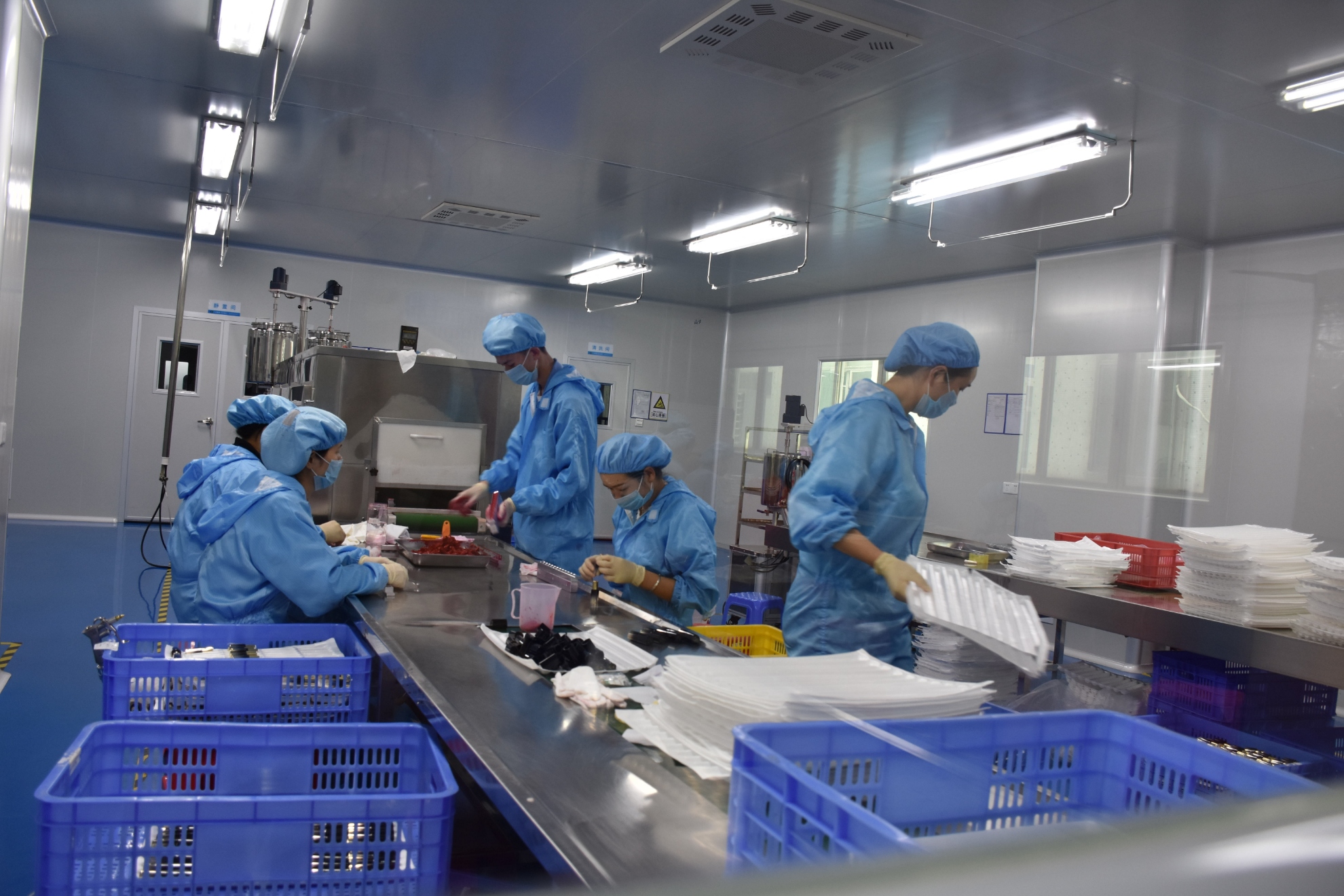 帶你了解化妝品生產(chǎn)廠家流水線